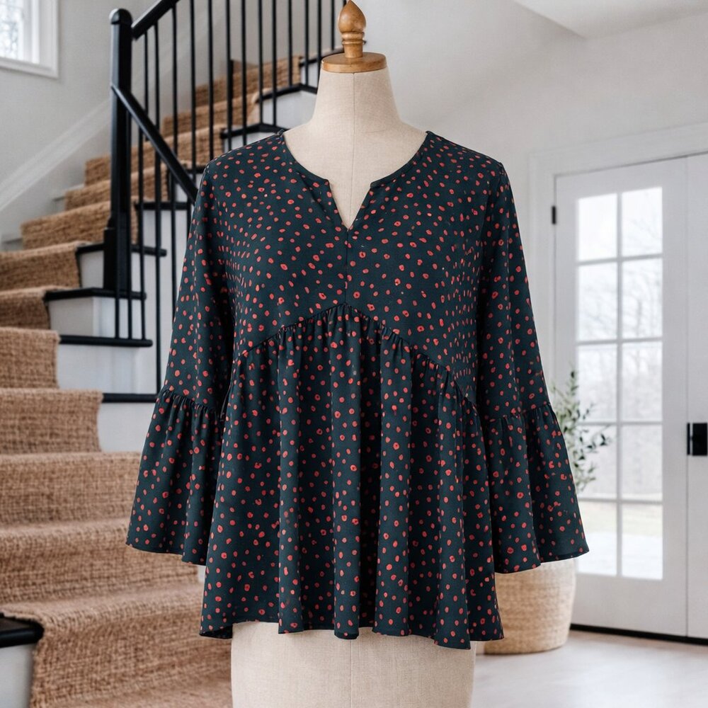 Andree By Unit Small Ladies Blouse Green w/orange polka dots